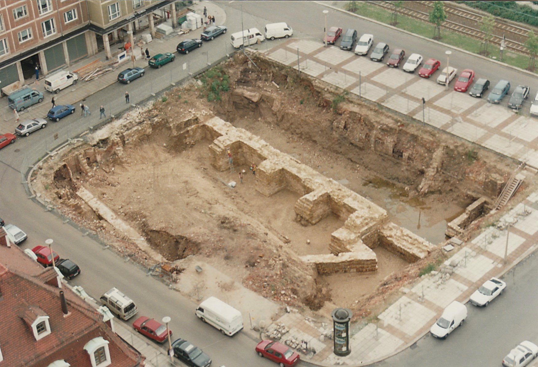Ausgrabung vor dem Gewandhaus 1995