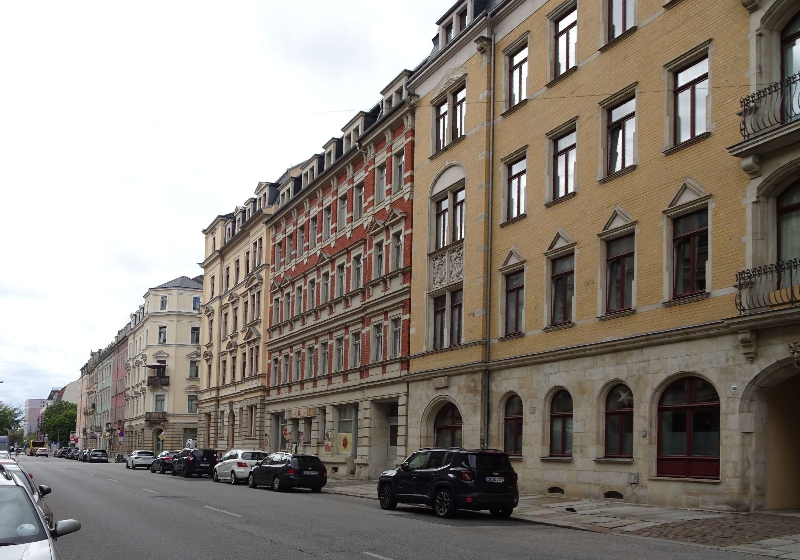 Schanze V 2023 &ndash; Blick auf den rechten Teil der Feldseite